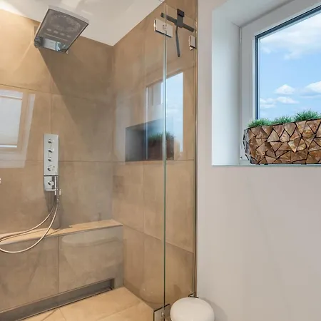 Villa 5-star Luxury House, Design, Style And Perfect Location *