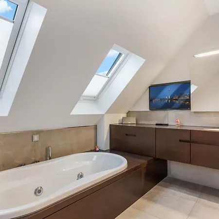 5-star Luxury House, Design, Style And Perfect Location Villa