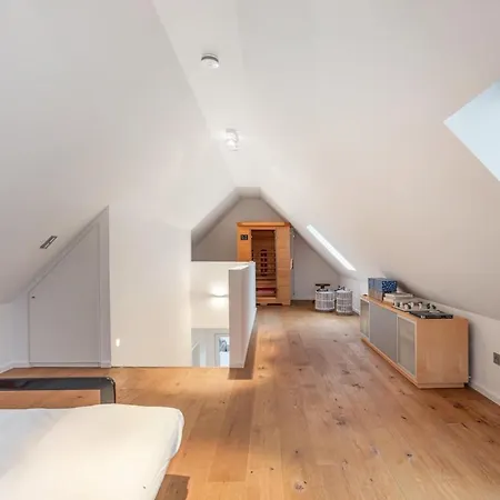 5-star Luxury House, Design, Style And Perfect Location
