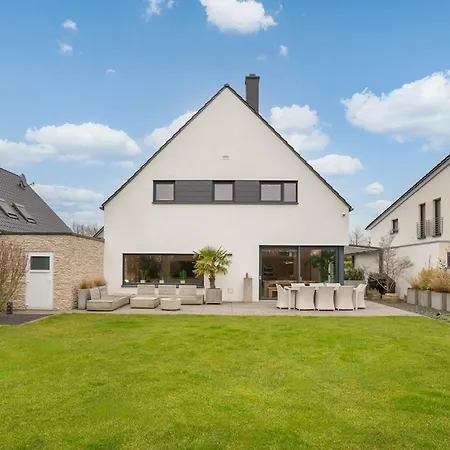 Villa 5-star Luxury House, Design, Style And Perfect Location Willich